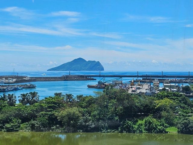 與龜山島對望的蘭陽博物館 🌊