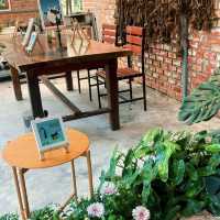 สวนไม้บ้านทุ่ง Cafe’ & Cactus Garden