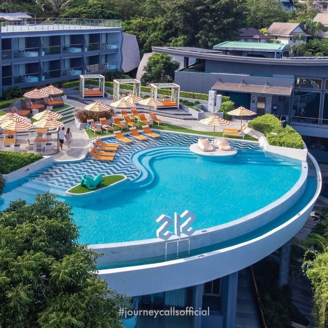 ที่พักบนเขา วิวทะเล 🌊💙🌈