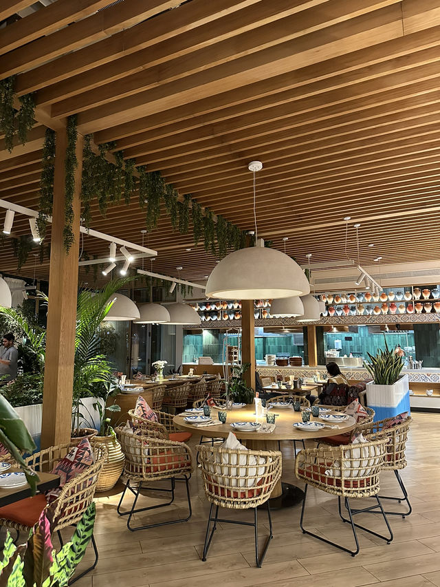 Experience Culinary Magic at Lali Restaurant in Tashkent, Uzbekistan 🇺🇿 