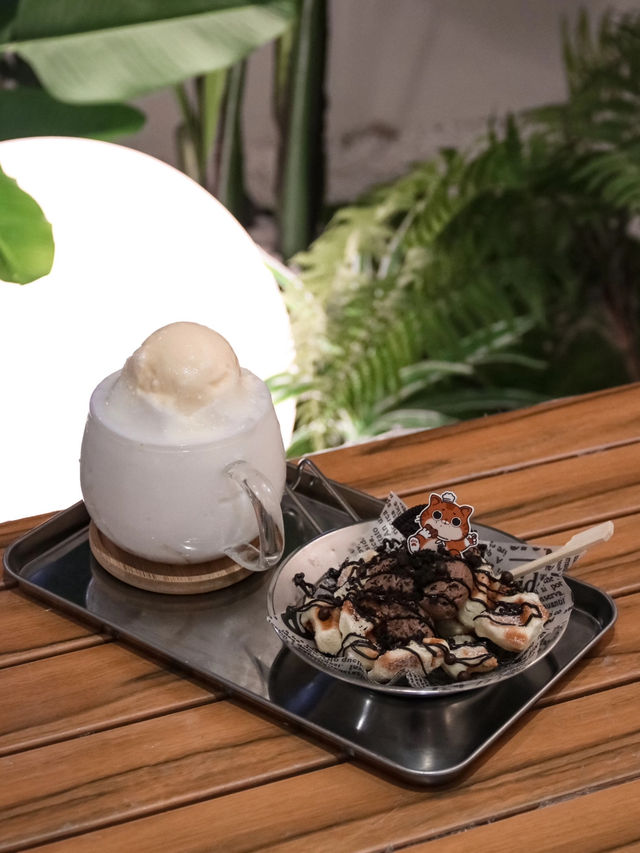 🌄 01 MO Café – Cozy Vegetarian-Friendly Brunch on the Road to Genting