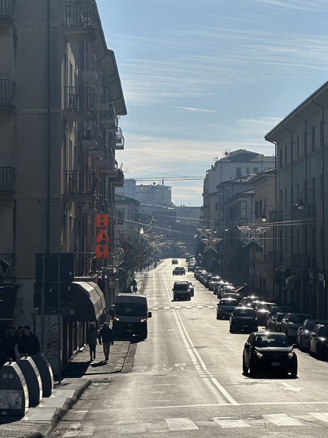 Pisa: Where Gravity Took A Vacation