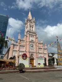 🎀【峴港粉紅教堂．浪漫地標】💒🇻🇳