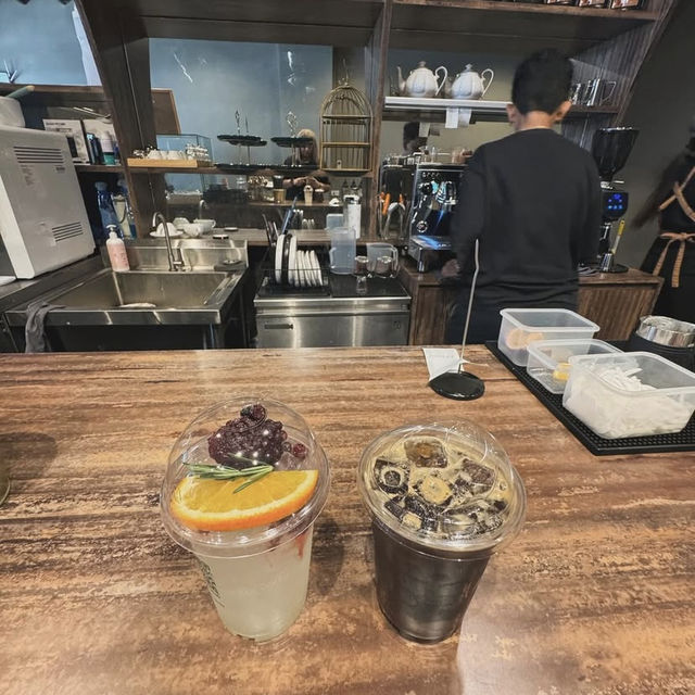 🏠 Nick Artisan & Viennoiserie คาเฟ่ครัวซองต์เล็ก 