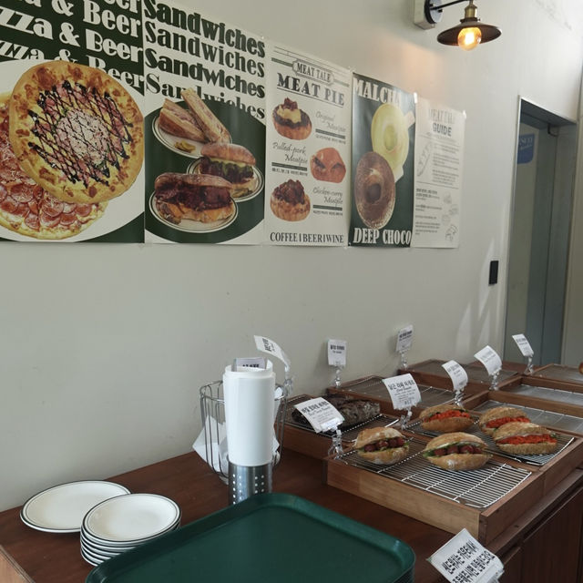 【水原】 水原観光におすすめ！華城行宮周辺 カフェ☕️ MEAT TALE 