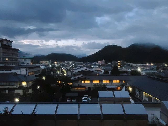 고즈넉한 일본감성 료칸 Tendo Hotel(美味求真の宿 天童ホテル) 화양실트윈룸