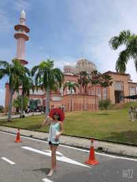 Sabah’s Stunning Mosques – Pink & Floating Gems 🕌🌸🌊