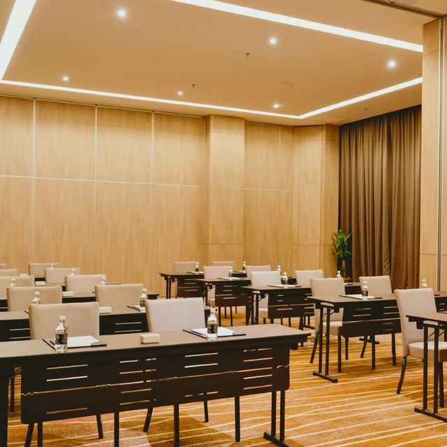 Urban Ease and Refined Getaway