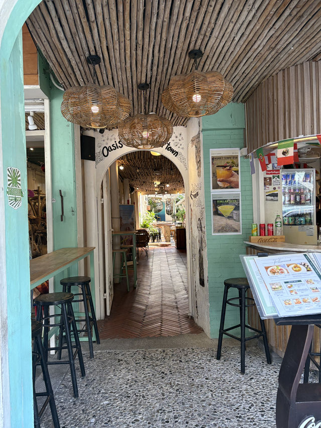 Cafe Bar Always Summer in Phuket Old Town