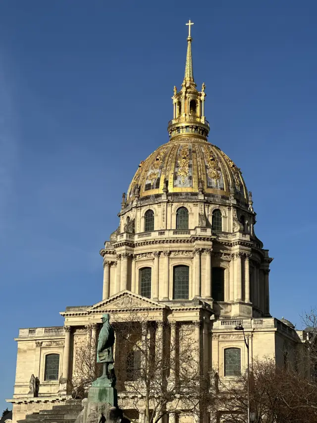 The Golden Dome Of Paris: Exploring Hôtel des Invalides