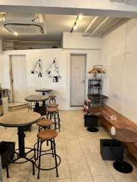 All Seasons Coffee, Shinjuku’s Sweet Spot for Pudding and Pour-Overs