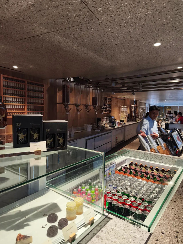 Glasshouse Brews & K-Pop Moods, Only at 32DO Bali