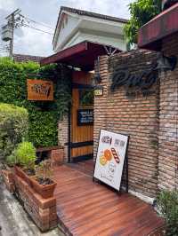 Dough a lot คาเฟ่โฮมเมดสุดอบอุ่น ย่านประชาชื่น 