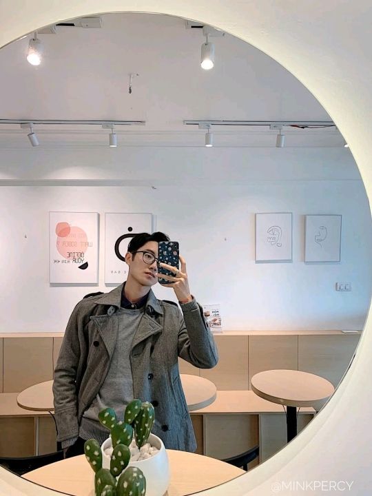 Define Coffee & Bar appears