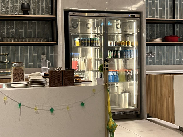 🏝️ Cozy Local Escape Vibe