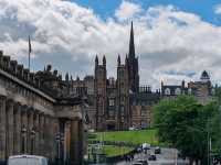 Edinburgh’s Picture-Perfect Walk