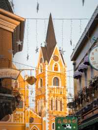 📍 Melania Town – Shenzhen European Village