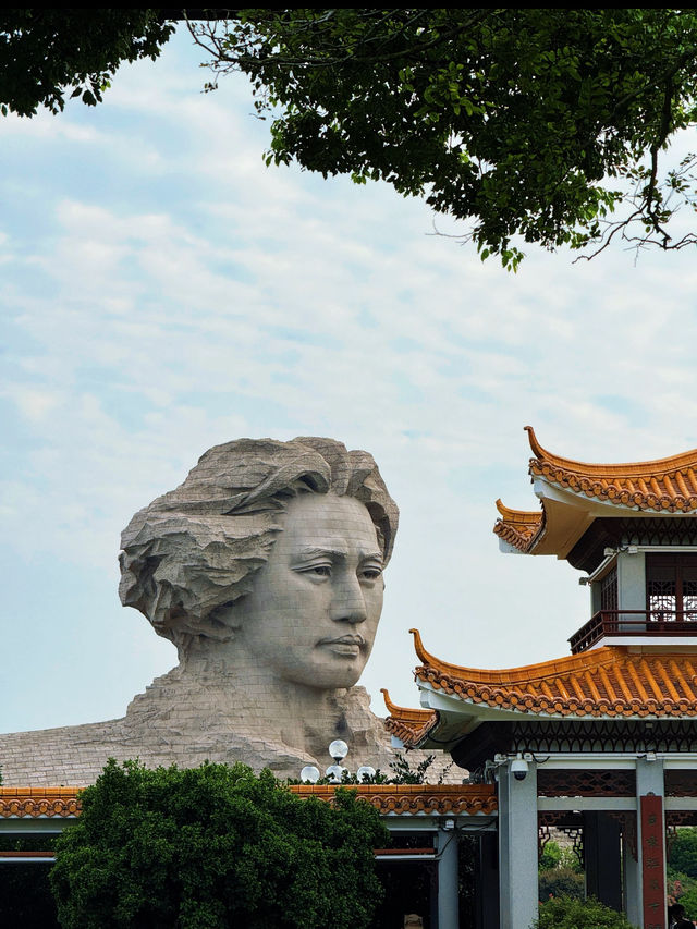 🍊 Must visit in Changsha China — Orange Island