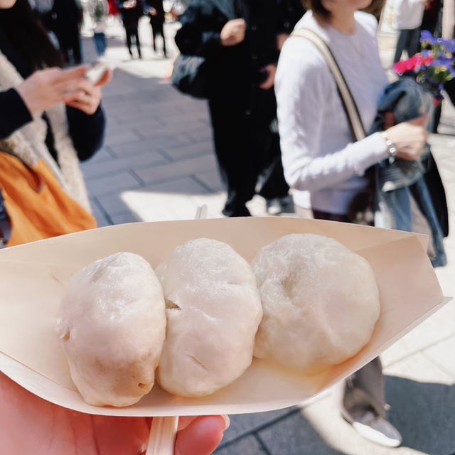 🐉✨ Yokohama Chinatown: A Colorful Feast for the Senses