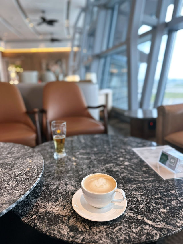 Pre-Flight Pause: Plaza Premium First Lounge Experience at KLIA