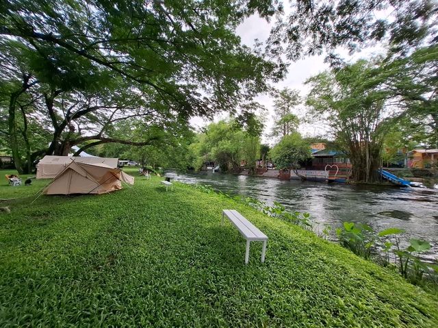 ชวนมากางเตนท์ Villa La Flora แก่งกระจาน ชวนมากางเตนท์ Villa La Flora แก่งกระจาน