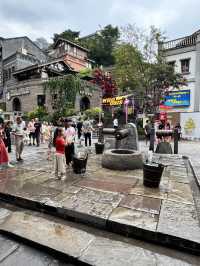 十八梯: Chongqing’s Ultimate Mix of Culture, Shopping, and Sips 🎭🛍️