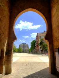 皇城拱門下的城市浪漫探險🚶♂️