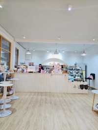 คาเฟ่สีขาวลับๆระยอง