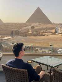ไม่ต้องเดินให้เหนื่อย จบที่วิวในห้องพัก Pyramid 