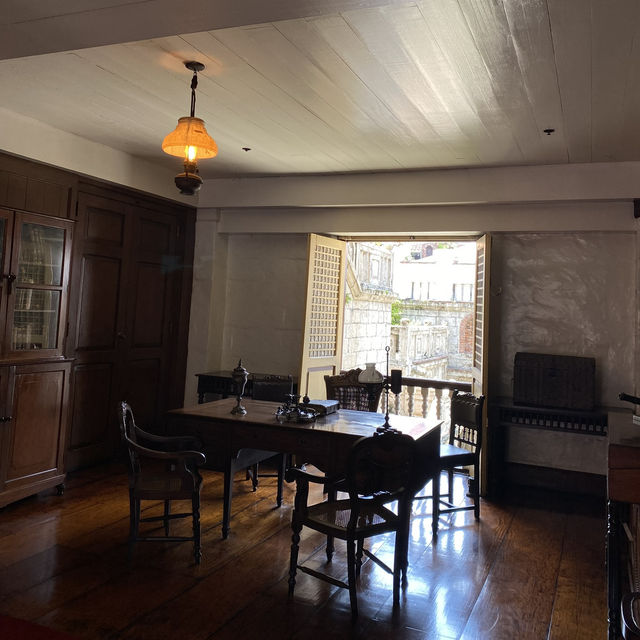 A Peak Into Casa Manila