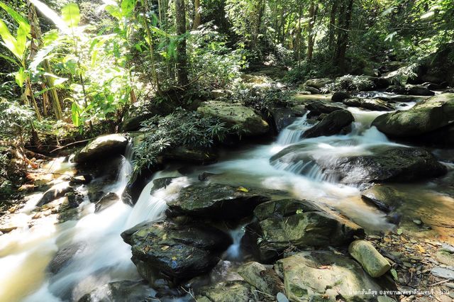 น้ำตกสันติสุข@น่าน น้ำตกสันติสุข@น่าน