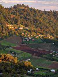 "ผาสามเส้าแคมป์" แม่แตง เชียงใหม่