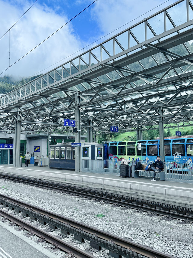 Lauterbrunnen: The Valley of a Thousand Waterfalls Lauterbrunnen: The Valley of a Thousand Waterfalls
