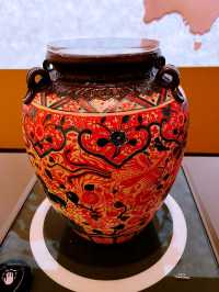 “Porcelain Treasures at Borneo Cultures Museum”