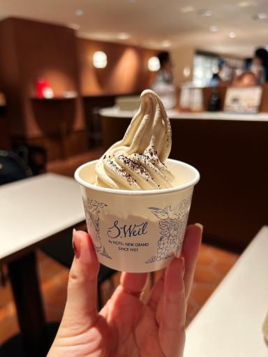 横浜🇯🇵】お土産におすすめ！🤍可愛すぎるホテル直営ショップ | Trip