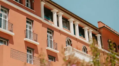 🇫🇷 Diluncurkan pada April 2026 💓 COMO Le Beauvallon memulai debutnya di Mediterania Prancis! ✨ Pemandangan laut Saint-Tropez yang tak tertandingi × Spa mewah kelas atas dan rumah bangsawan Prancis bergaya neoklasik 🇫🇷🌊 — traveler post in Nice