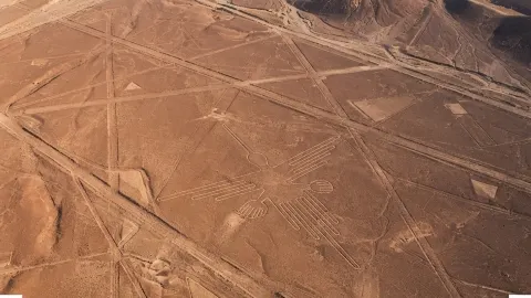 🛩️ Colossal rock formations hidden in the middle of the desert, best viewed from above. — traveler post in Nasca