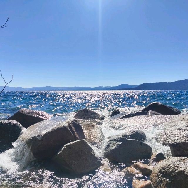Sunny day in the lake