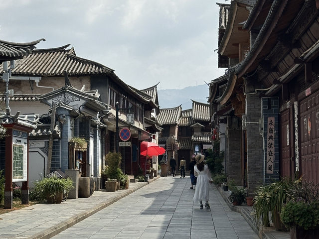 🌿 古镇慢时光｜巍山的一杯咖啡，一座书院