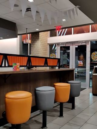 【德州起源人氣漢堡連鎖店】一定要去whataburger看看