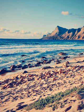  England Dorset Purbeck: Durdle Door to Lulworth Cove Limestone Arch Coastal Walk