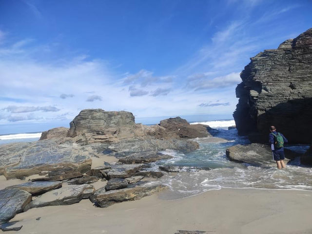 Beach of the Cathedrales 🏖️