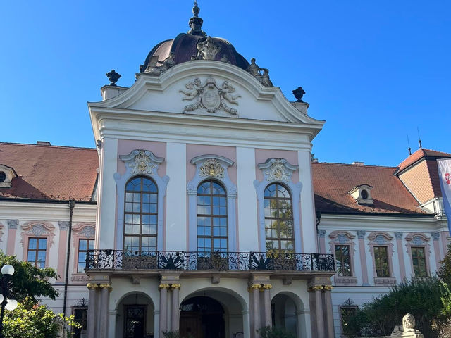 Royal Palace of Gödöllő 🗺️