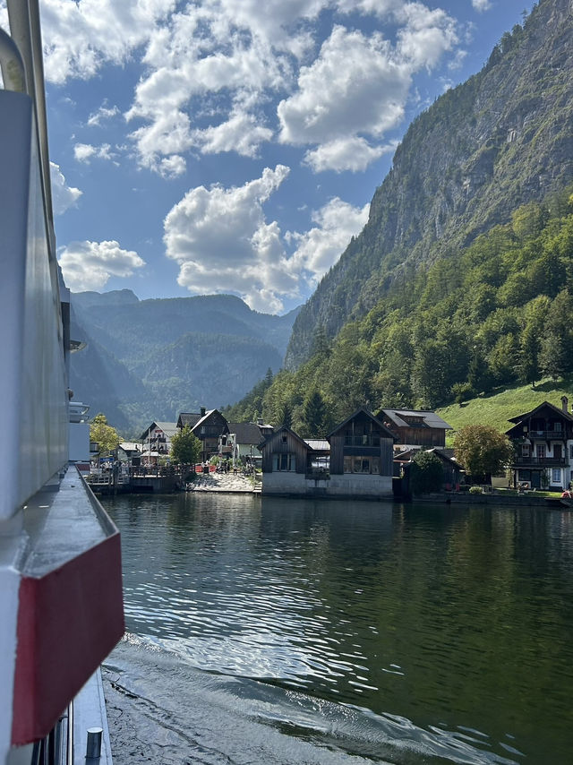A beautiful boat ride in Halshtatt 