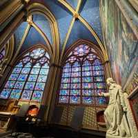 走訪巴黎聖母主教座堂（Cathédrale Notre-Dame de Paris）及莎士比亞書店