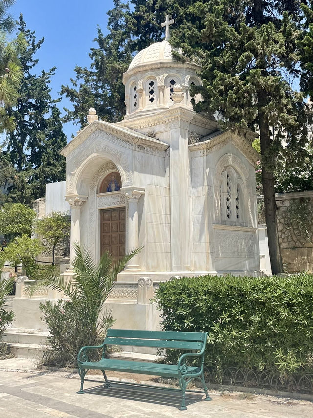 A Budget Stopover in Athens