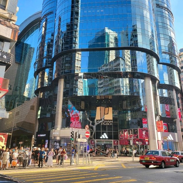 🇭🇰✨ Hong Kong – Where Dreams Touch the Sky ✨🇭🇰