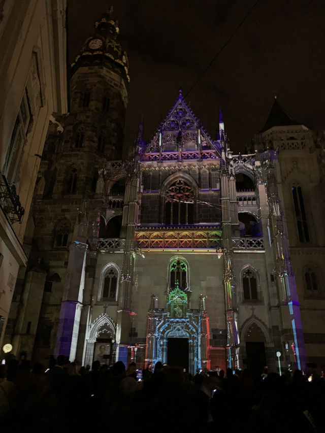 ⛪ St. Elisabeth Cathedral: Gothic Masterpiece in Košice ⛪ St. Elisabeth Cathedral: Gothic Masterpiece in Košice