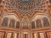 🍁 Historic Yazd – Desert City in Autumn Light 🏜️