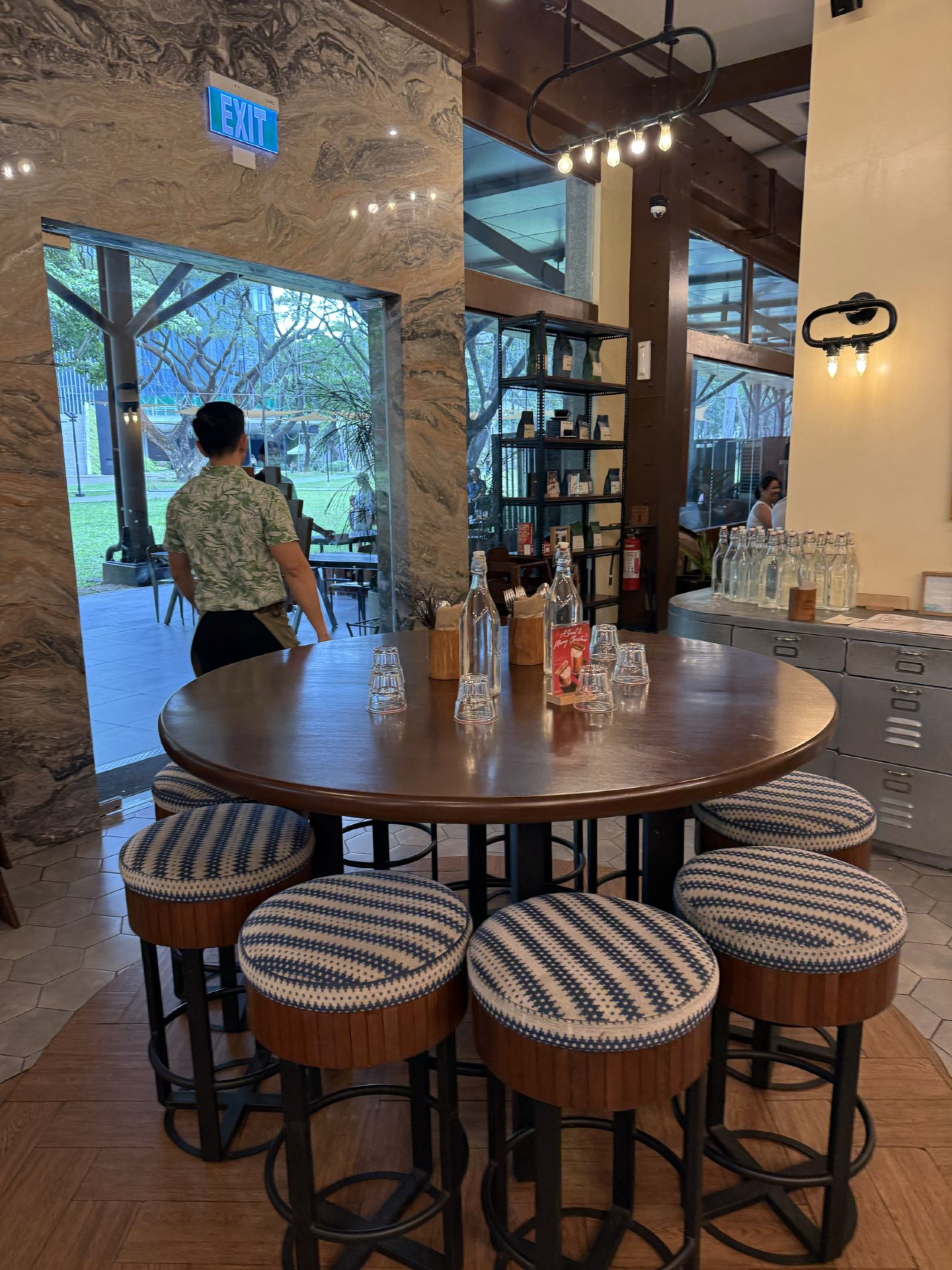 Kenapa Iced Coffee Jadi Penyelamat di Manila